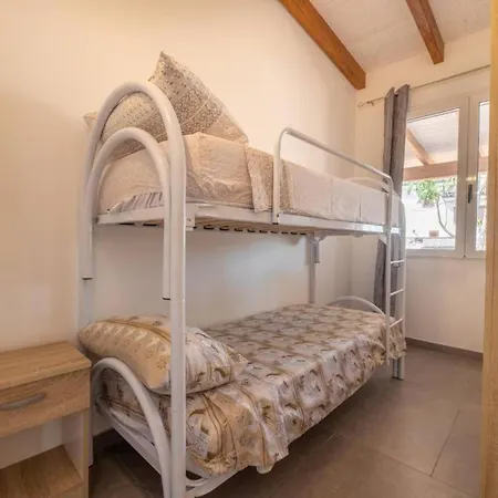 Tenuta Settimio E Valerie 2 * Taviano (Lecce)