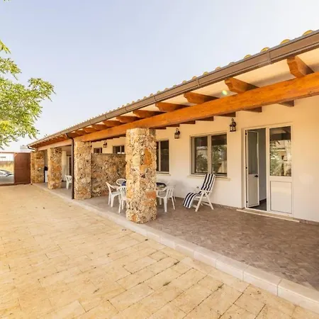 Tenuta Settimio E Valerie 2 * Taviano (Lecce)